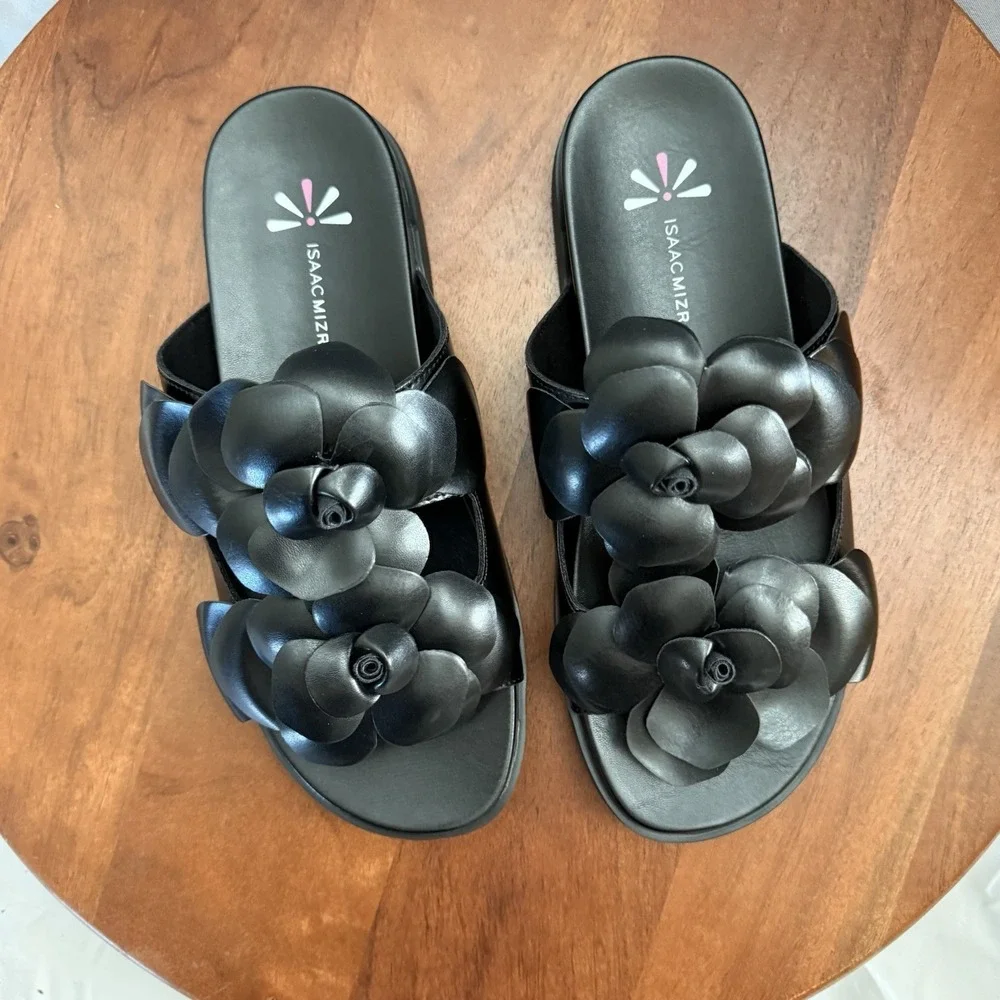 Isaac Mizrahi Live! Floral Slide Black Sandal‎ 3D Rose Petals Women's Size 7.5